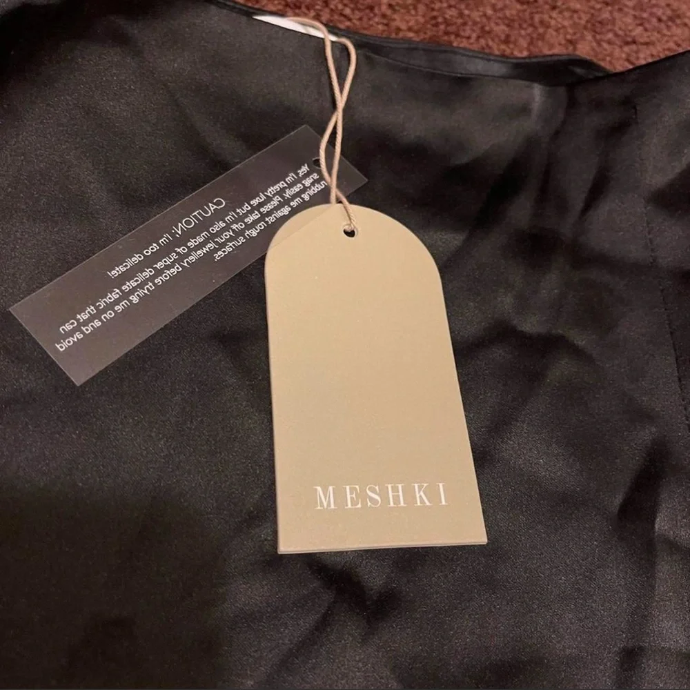 Meshki Mia Elegant Black Satin Midi Skirt with Lace Detail - Picture 5 of 6